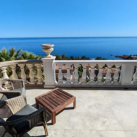 Villa Exceptional See-view Heart Of The Esterel Saint-Raphaël