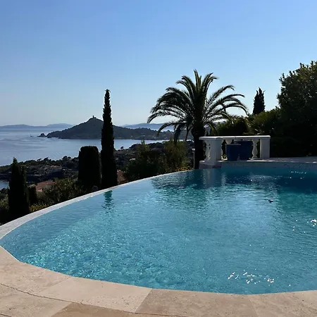 Exceptional See-view Heart Of The Esterel Villa *